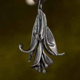 『TAKA ORIGINAL』Calla Lily Drift Necklace Gnoce Classic Sterling Silver Calla Lily Necklace - Gnoce.com